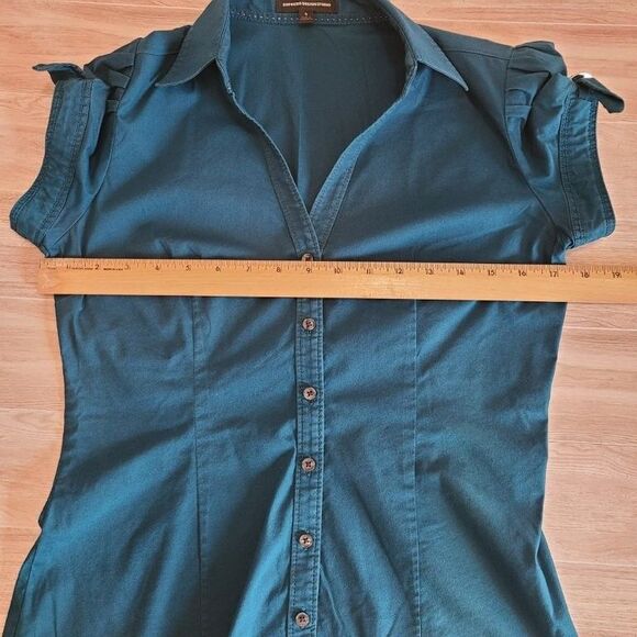 Express Design Studio Teal Blouse S – Puff Sleeve, Button Front, Fitted Waist - Picture 4 of 7